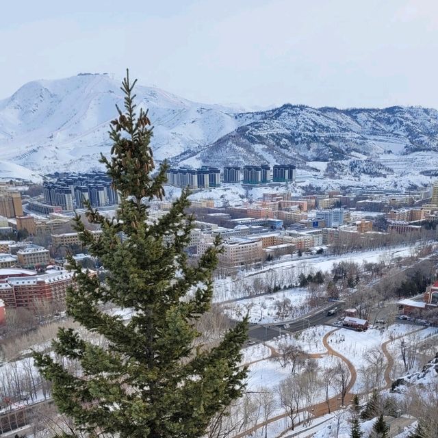Hiking to a mountain in Altay city (west)