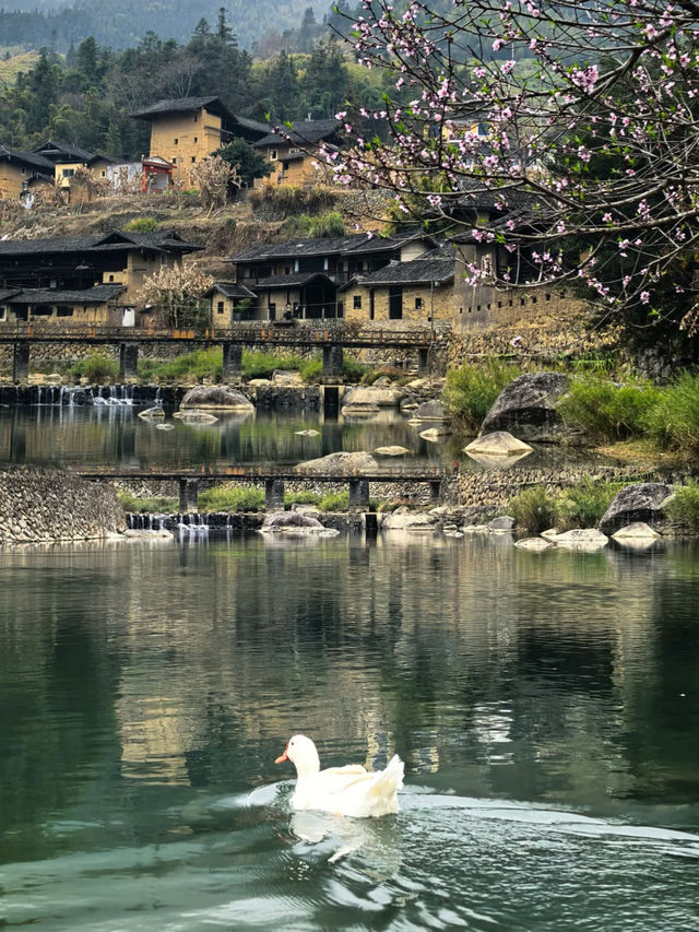 隱山小村