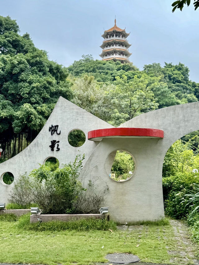 山間悠然的靜謐時光