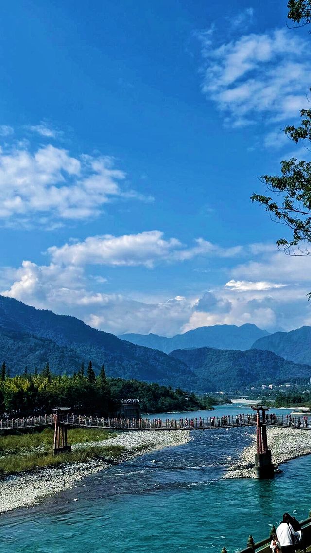 錯過都江堰，你將錯過全世界最震撼的千年奇觀
