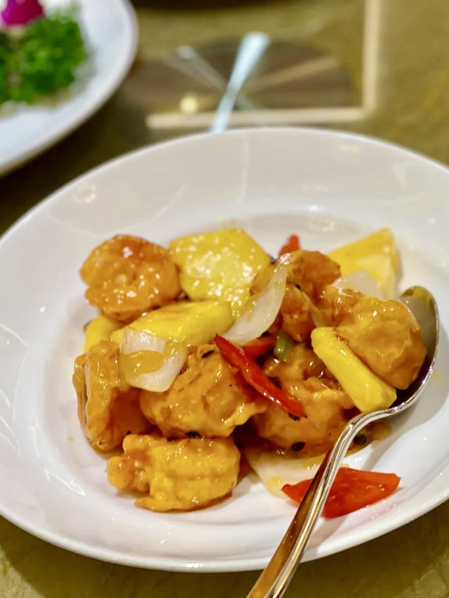 摩登海港的金色餐桌：YOHO金銀島的都會味道