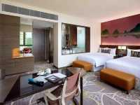Crowne Plaza Hong Kong Kowloon East: Space Redefined with City Connections