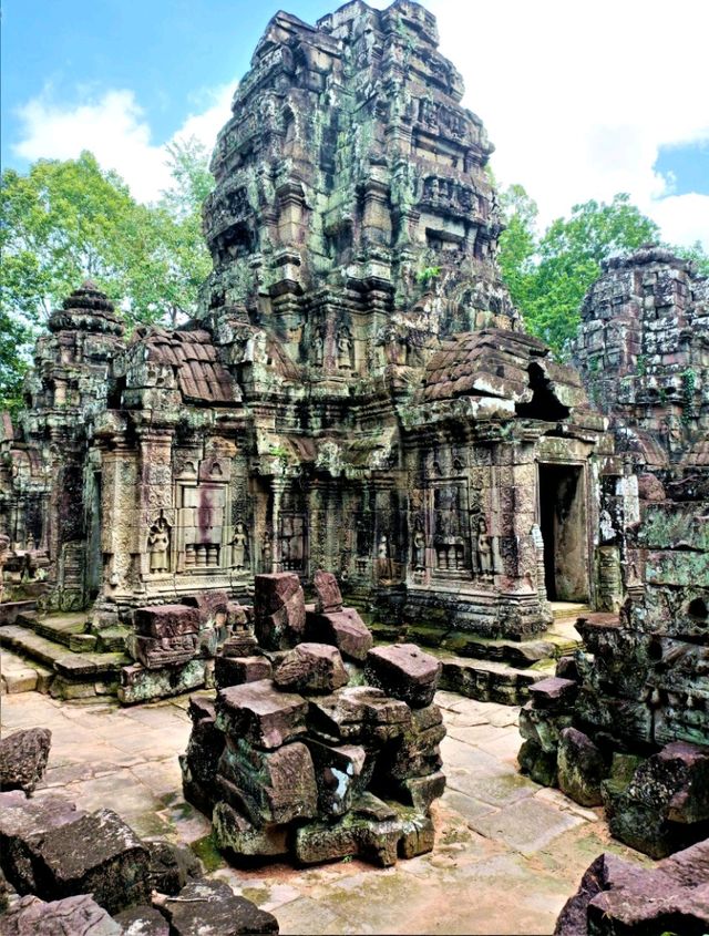 Banteay Samre: Angkor's Best-Kept Secret – Why This Hidden Temple Should Be on Your Bucket List