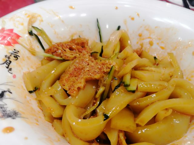 夏都——西寧。大美青海，性價比超高嘅酒店，出入高速公路超級方便