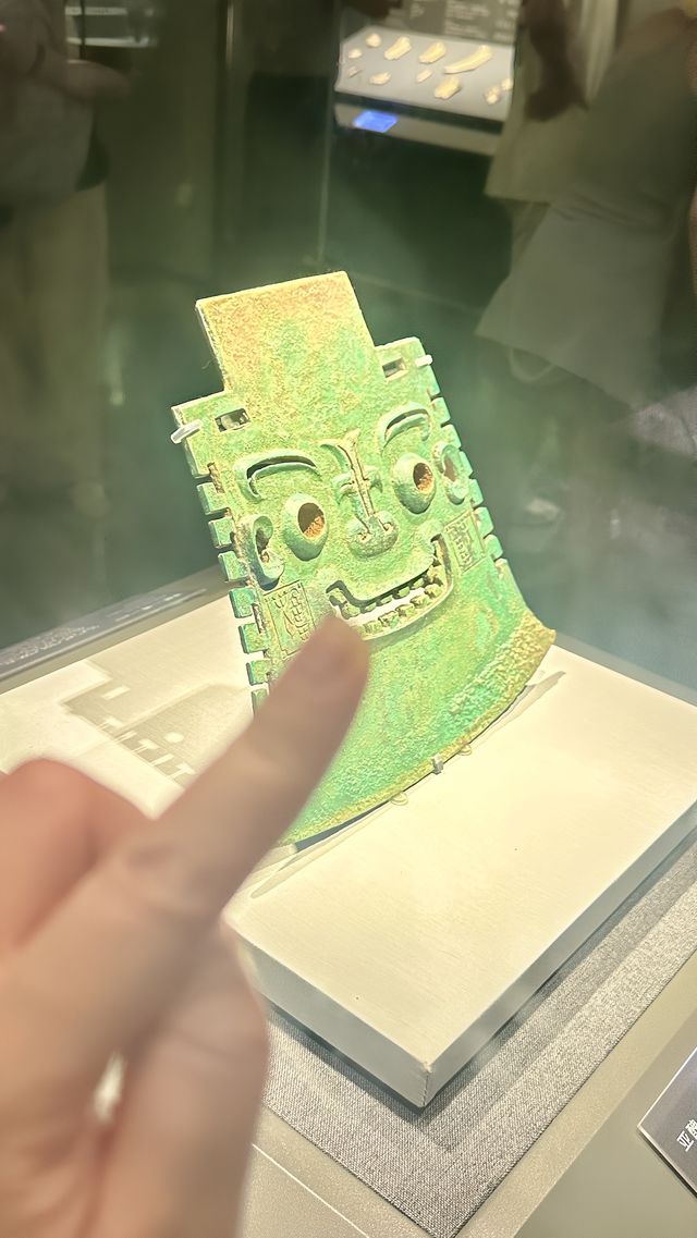 行程安排 Day: 趵突泉-大明湖-曲水亭街 趵突泉:濟南三大名勝之一,泉水清澈見底,感受" 行程安排 Day: 趵突泉-大明湖-曲水亭街 趵突泉:濟南三大名勝之一,泉水清澈見底,感受"
