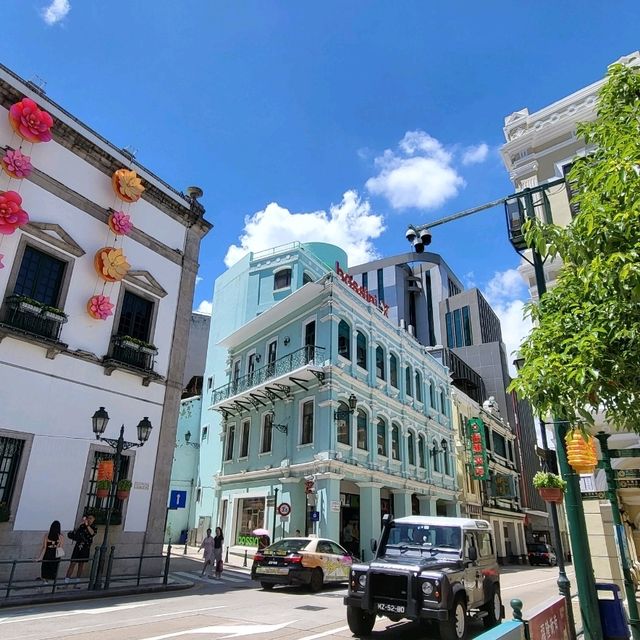 🌟 Discover the Heart of Macau: Senado Square Magic! 🇲🇴✨