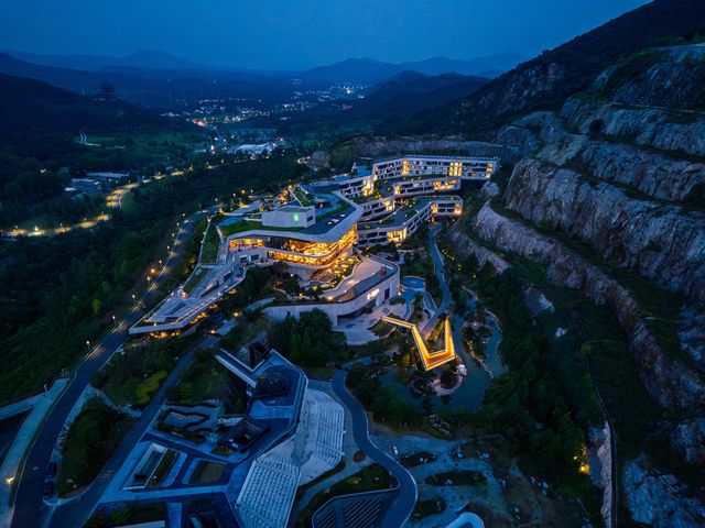 南京園博園悅榕莊:崖壁間的禪意溫湯秘境 南京園博園悅榕莊:崖壁間的禪意溫湯秘境