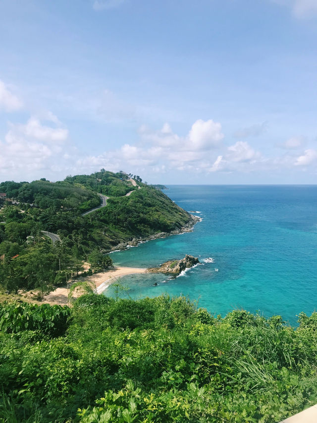 Phuket: Where Chill Vibes Meet Epic Adventures 🌴🌊