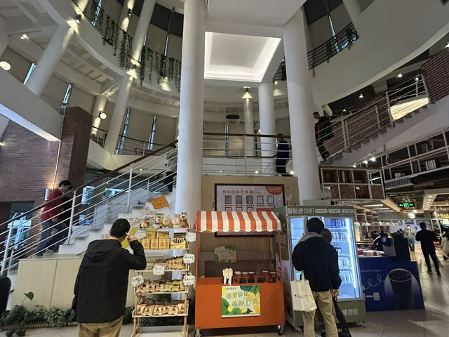 📚 清華大學深圳國際研究生院 × 大學城｜城市裡最詩意的校園風景
