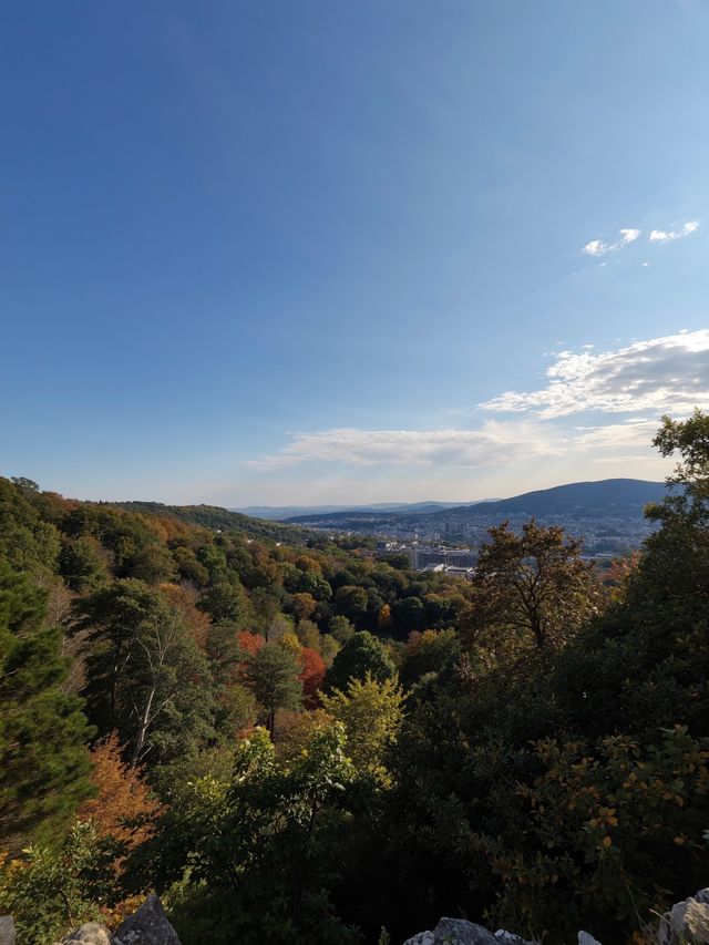 秋天的調色盤被打翻在雲平山絕美秘境等你來打卡! 秋天的調色盤被打翻在雲平山絕美秘境等你來打卡!