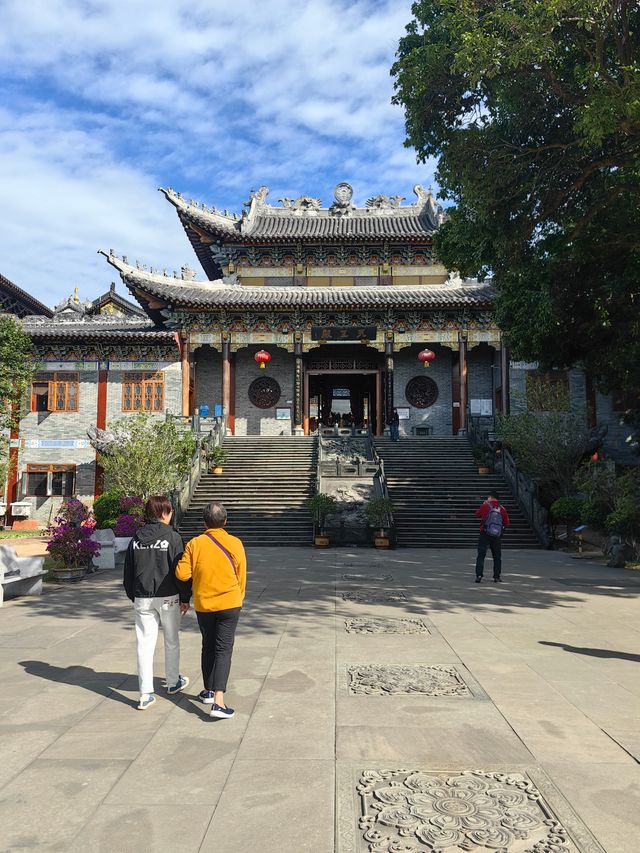 深圳大鵬半島千年古剎巡禮山海間的佛系慢生活！ 必去理由 百年古寺與蔚藍海灣的神仙組合！600年