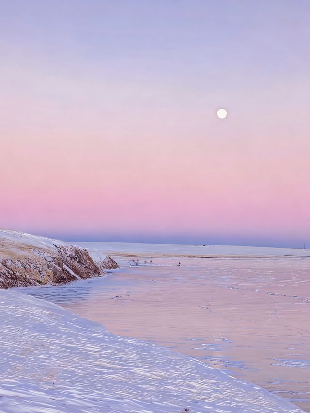 初冬呼倫湖｜草原秘境中的冰封藍調盛宴