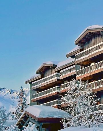 法國阿爾卑斯瑰麗放大招!全球首家雪山酒店太絕了