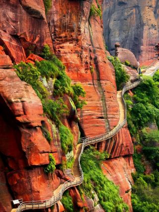 国連認定の世界ジオパークの絶景とは？高速鉄道でアクセス良好、人も少なく景色も美しい！