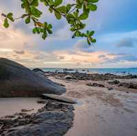 หาดเขาสะบ้า เขาหลัก จ.พังงา หินแปลก หาดสงบ