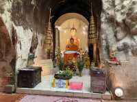 สวนพุทธรรมล้อมด้วยธรรมชาติ ‘วัดอุโมงค์’