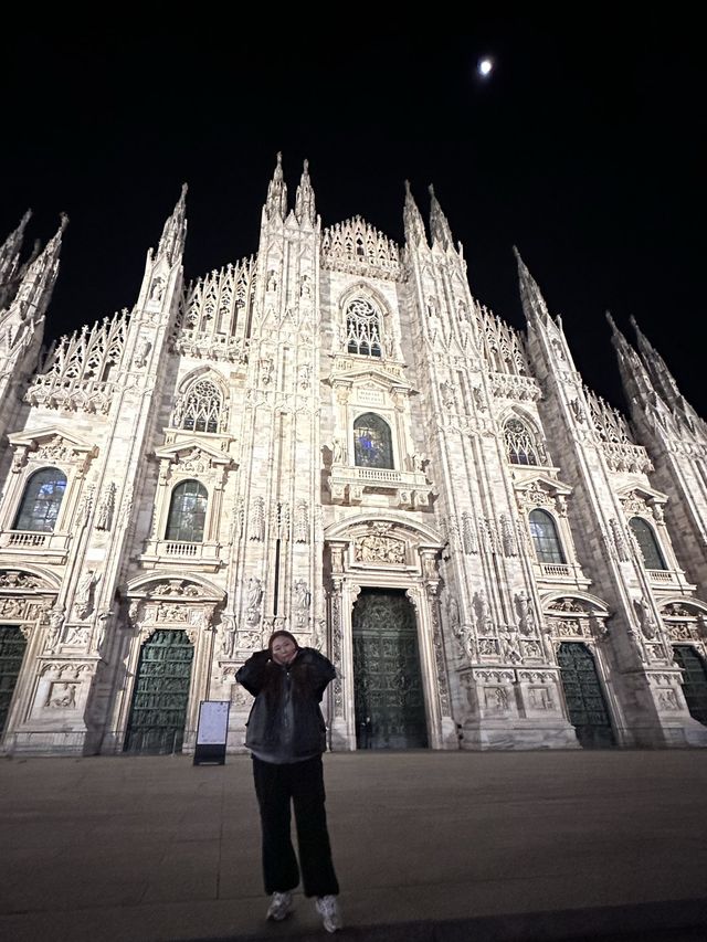 밤에봐야 더 예쁜 이탈리아 밀라노 대성당🇮🇹