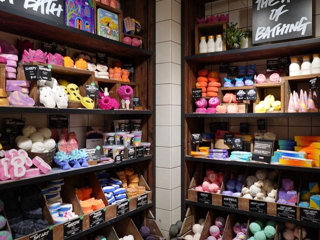 후쿠오카 기념품은 여기에서 하카타역 "LUSH"