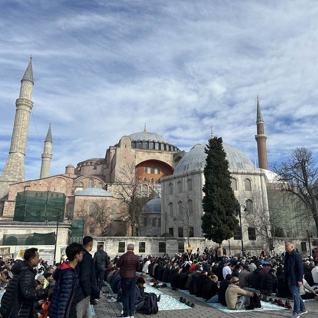 Istanbul 🇹🇷 must visit Hagia Sophia 