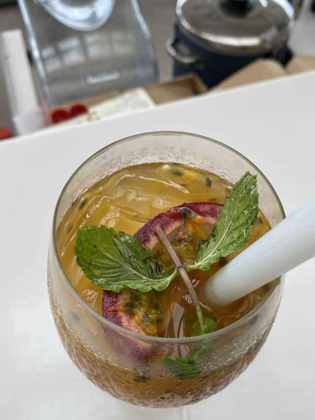 samutr bar @amari phuket คาเฟ่ดีต้องมา