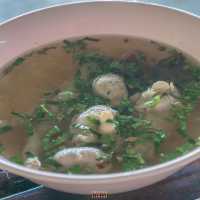 ก๋วยเตี๋ยวปากหม้อเจ้าดังใกล้กับวัดหลวงพ่อโสธร