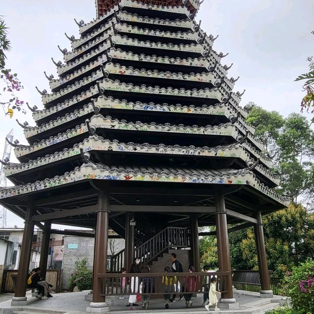 近近地，住係下甘坑感受古鎮內日夜大不同