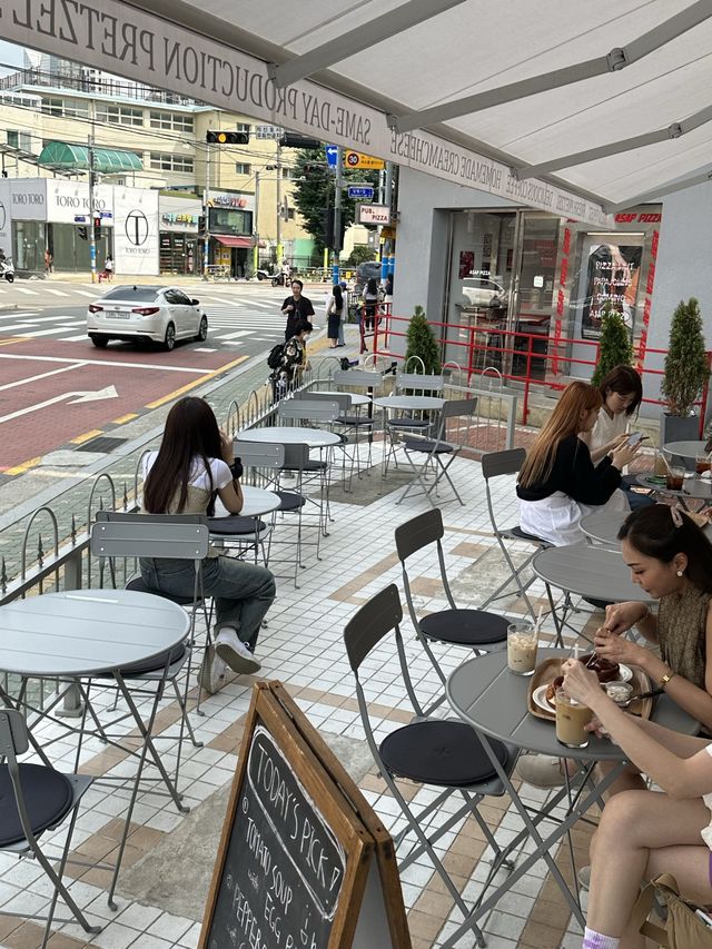 🇰🇷韓国 / ソウル 聖水洞カフェ🥨プレッツェル専門店🥨 🇰🇷韓国 / ソウル 聖水洞カフェ🥨プレッツェル専門店🥨