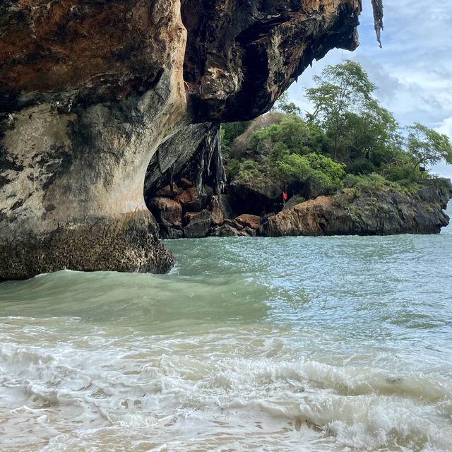 MUST VISIT RAILAY BEACH, KRABI THAILAND🌴