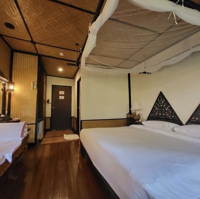 Lampang River Lodge Hotel