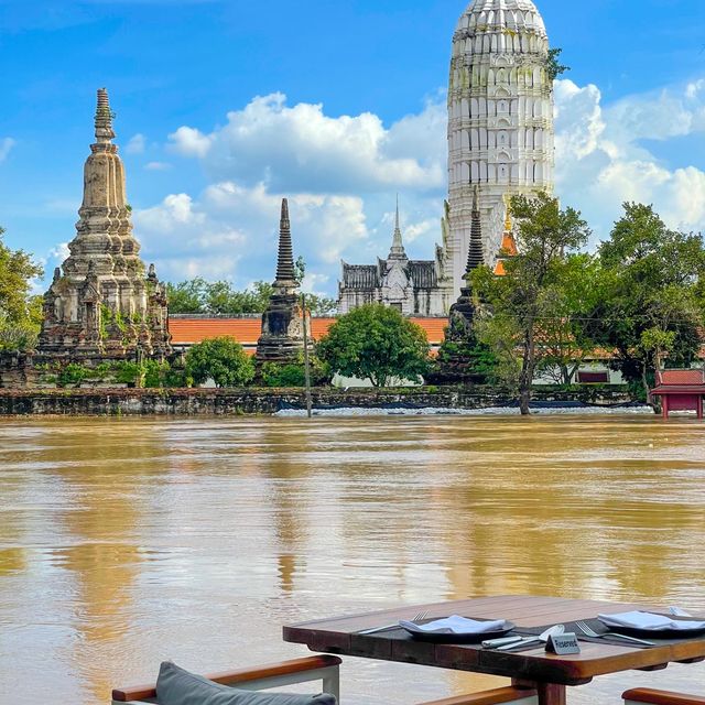 ห้องอาหาร Eatery and bar