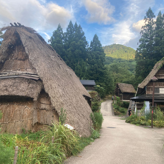 越前五箇山　【相倉合掌造り集落】