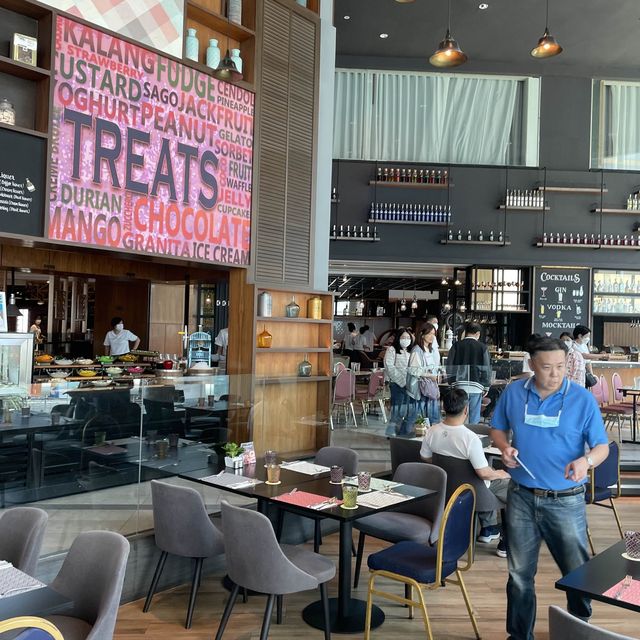 Amaya Food Gallery @ Amari Watergate Bangkok.