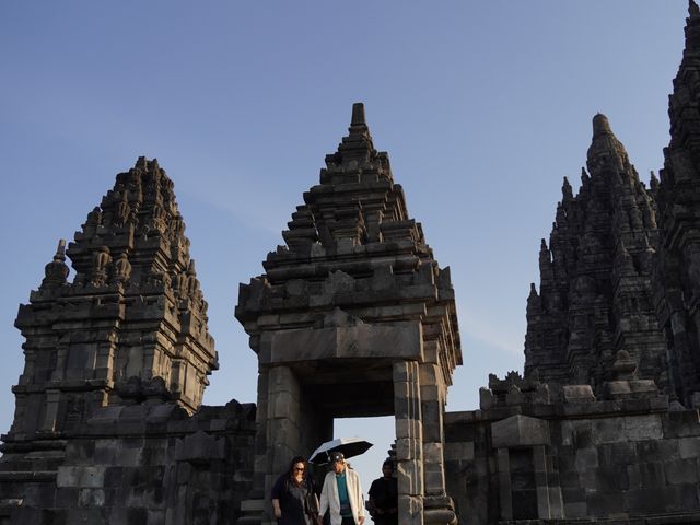 A Thousand Stories in Stone