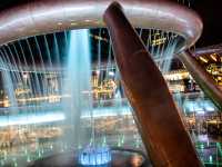 The Fountain of Wealth น้ำพุแห่งความมั่งคั่ง