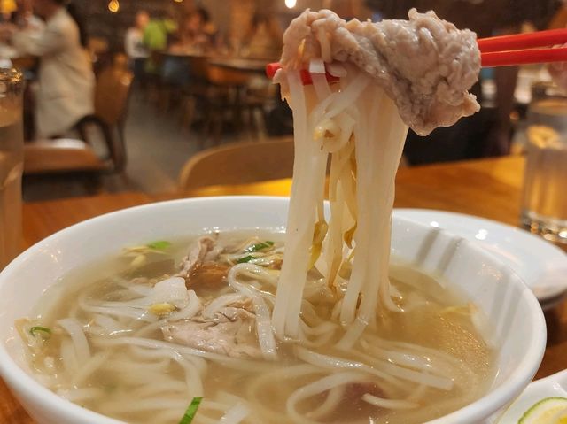 세부 비오는 밤엔 국룰 포~~~ PHAT PHÒ