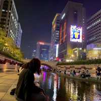 cheonggyecheon stream at night 