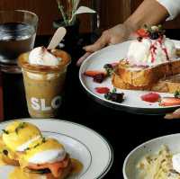 SLOTH ....CAFE  สุราษฎร์