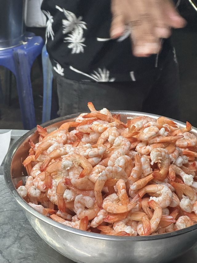 ล้านผัดไทยเจ๊แมว 🍤🍜