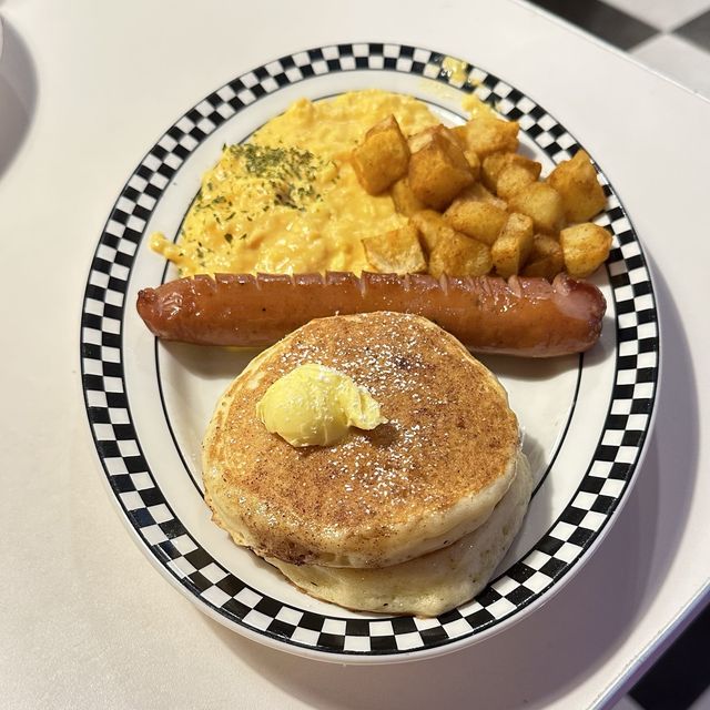 Joji’s Diner - Singapore