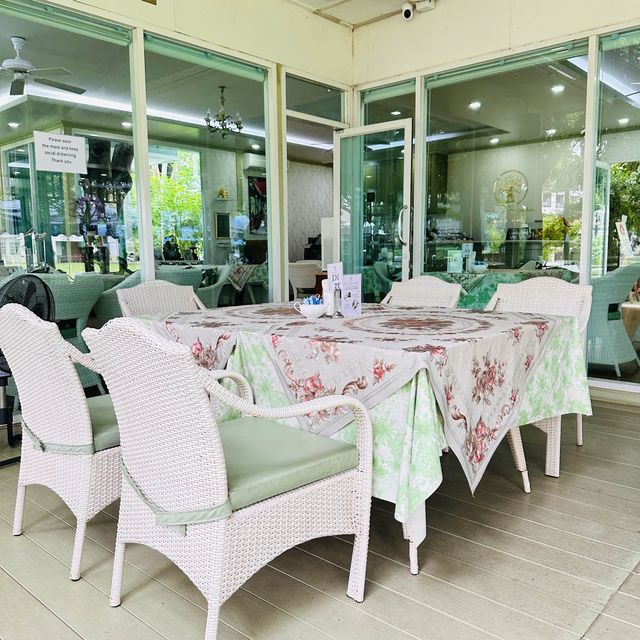 The Consul’s Garden Coffee & Tea in Paradise📍