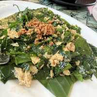 ไก่ทอดเดชา ยิ่งกว่าไก่ทอดหาดใหญ่ ยกให้ร้านนี้