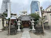 東京・押上。スカイツリーが写り込む景色『押上天祖神社』