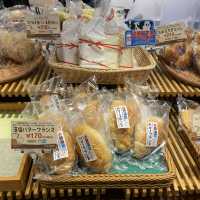 淡路サービスエリアで食べるパン
