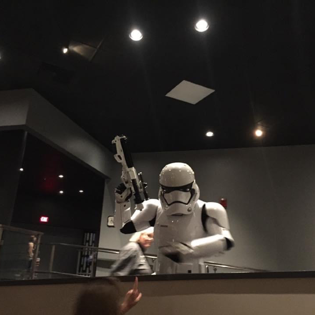 มาท่องโลก Disney’s Hollywood Studios กัน