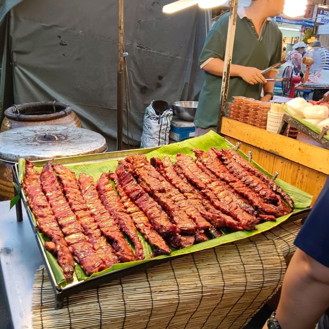 ช้อป ชิล ถนนคนเดินตลาดโต้รุ่ง@หัวหิน