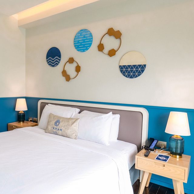 💙Kram Pattaya โรงแรมติดริมทะเลฟีลไลค์ซานโตรินี