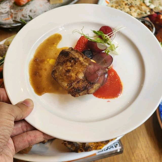 Buffet Sunday Brunch : Swissôtel Bangkok Ratchada