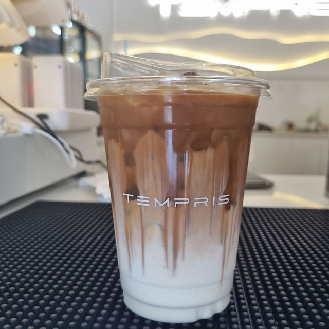  Tempris Cafe 