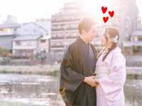 นั่งชิลยามเย็นที่ Kamo River เมืองเกียวโต