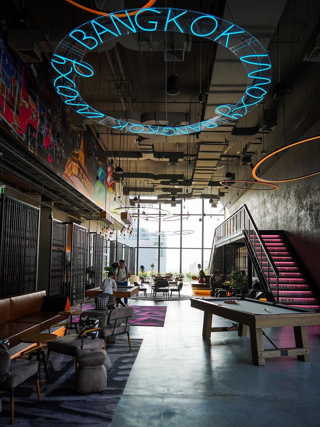 MOXY BANGKOK RATCHAPRASONG…ชวนไปนอนโรงแรมไลฟ์สไตล์